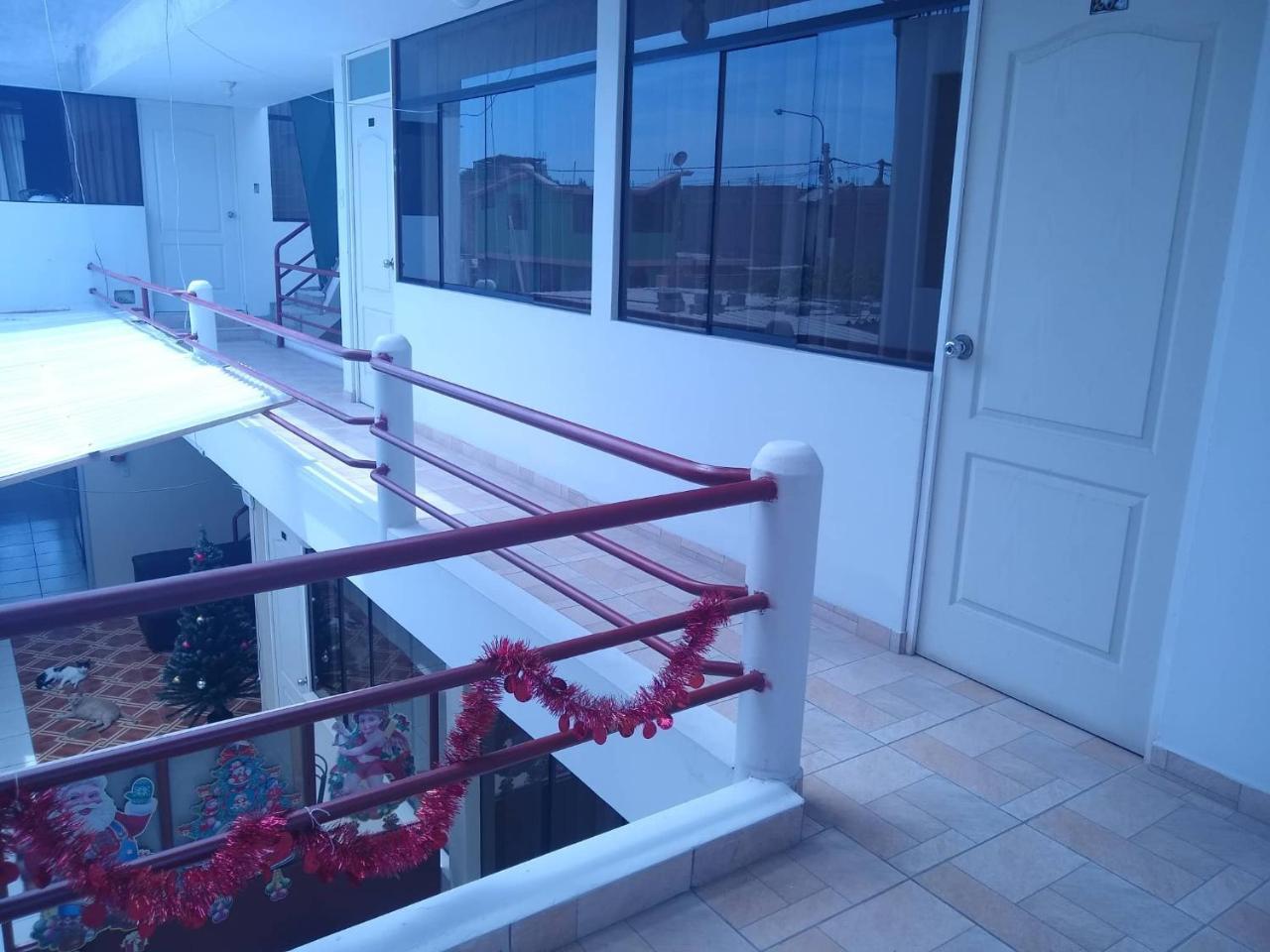 Hospedaje Golden Inn كامانا المظهر الخارجي الصورة