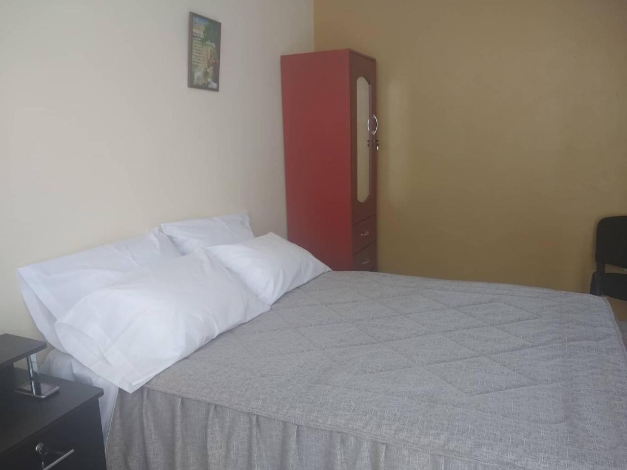 Hospedaje Golden Inn كامانا المظهر الخارجي الصورة